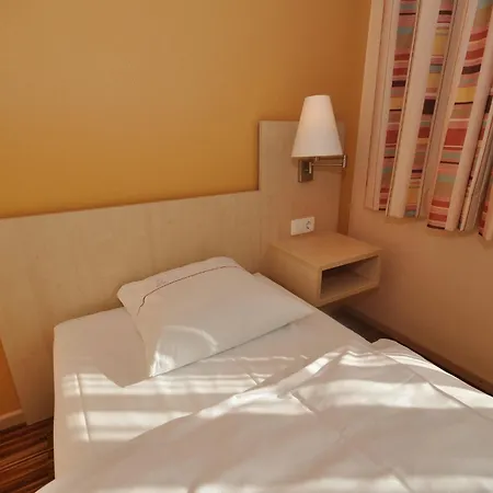 Apart1hotel Luxembourg By