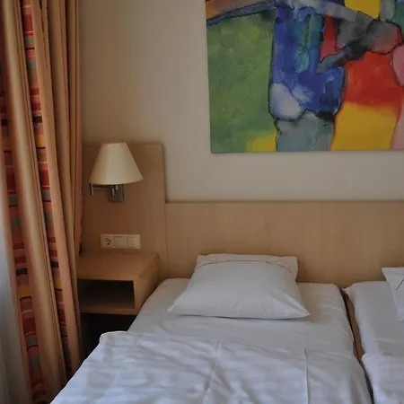 מלון דירות Apart1hotel 3*